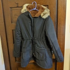 Woman's Pregnancy Coat Maternity Baby Wearing